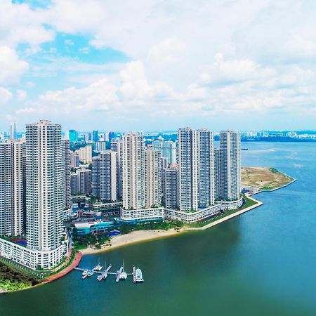 Country Garden Danga Bay By Lions Bay Apartment Джохор Бахру Екстериор снимка